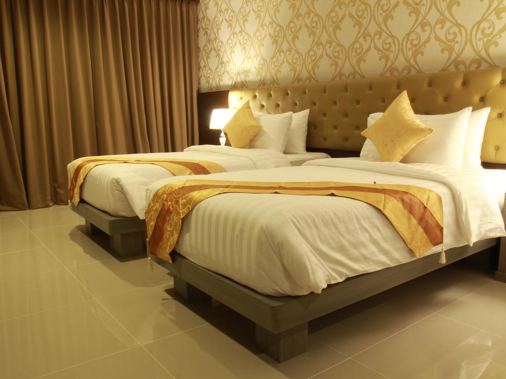 Hemingways Silk Hotel Patong Ngoại thất bức ảnh