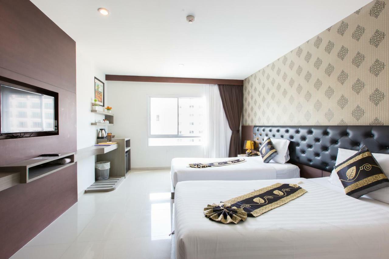 Hemingways Silk Hotel Patong Ngoại thất bức ảnh