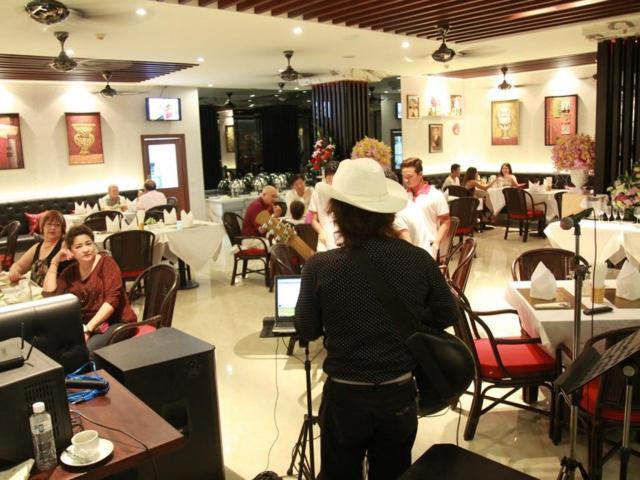 Hemingways Silk Hotel Patong Ngoại thất bức ảnh